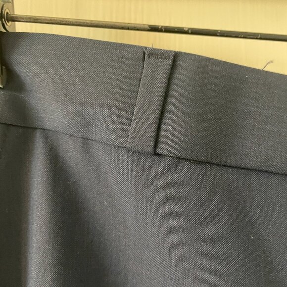 Banana Republic Ryan Navy Blue Pants Women’s Size 6 washable wool blend - Picture 5 of 9